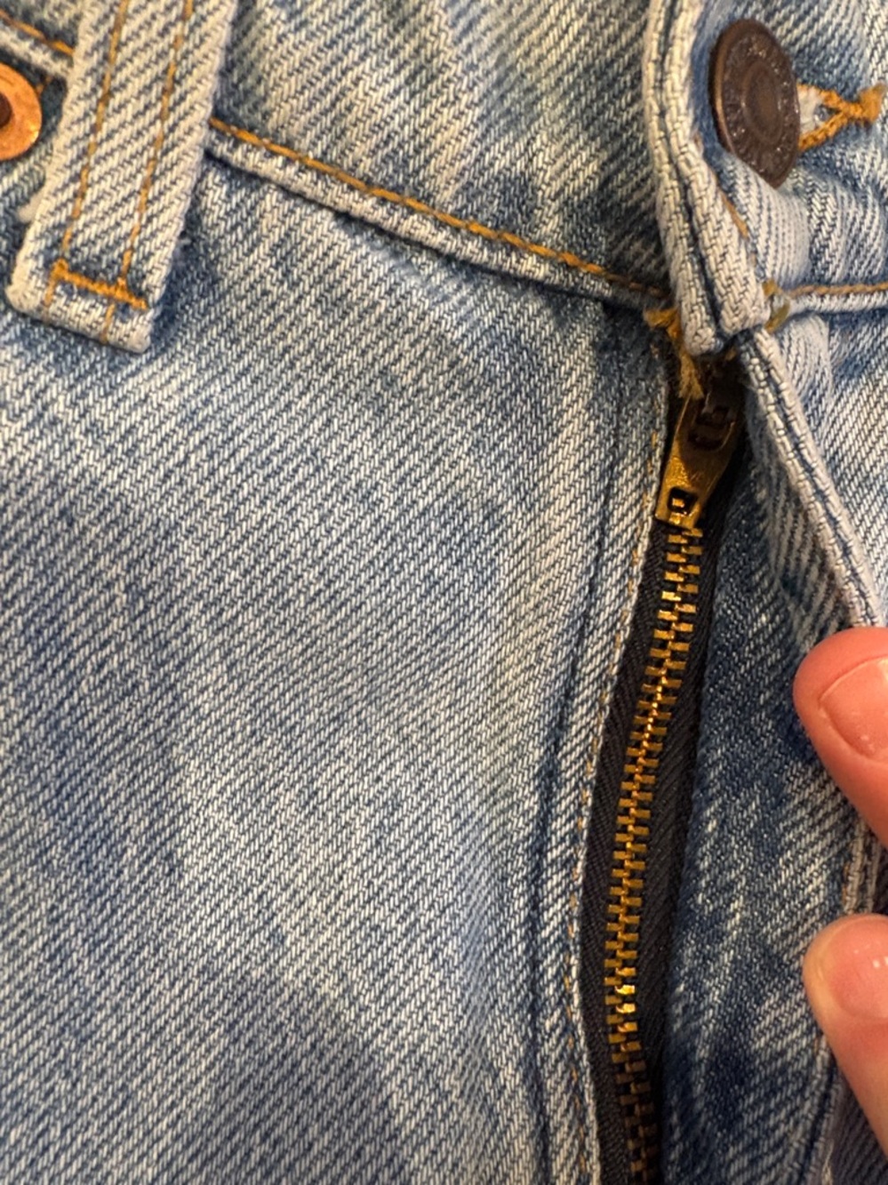 Vintage Levi’s 512 Slim Fit Straight Leg Light Wash Jeans USA / Juniors - Picture 12 of 16